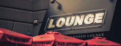 Entreprises 34 image HOLIDAY INN & SUITES NORTH VANCOUVER Wedding Venues dans North Vancouver BC