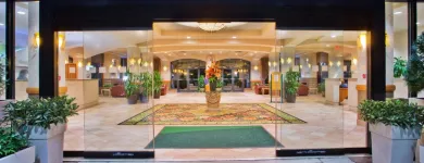 Entreprises 51 image HOLIDAY INN & SUITES NORTH VANCOUVER Wedding Venues dans North Vancouver BC