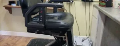 Entreprises 6 image HYPNOTIC SALON SPA Nail Salons & Technicians dans Winnipeg MB