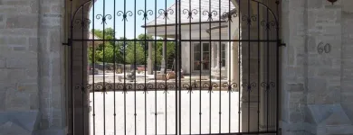 Business 10 image IRON MASTER DECOR Real Estate & Home Improvement in Aurora ON