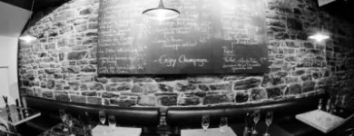 Business 3 image LA CHAMPAGNERIE Food & Beverage in Montréal QC
