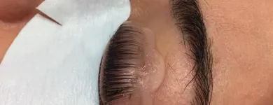 Entreprises 2 image LASH + LOVE CONNECTION INC Beauty Salons & Consultants dans Victoria BC