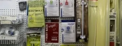 Business 17 image MACHINE A COUDRE Vacuum Cleaners in Mont-Laurier QC