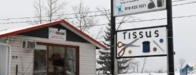 Business 5 image MACHINE A COUDRE Vacuum Cleaners in Mont-Laurier QC