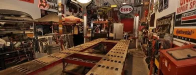 Business 12 image MASTER FRAMEWORKS LTD Car Body Repairs in Kelowna BC