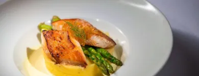 Business 8 image METROPOLITAN HOTEL VANCOUVER Wedding Venues in Vancouver BC