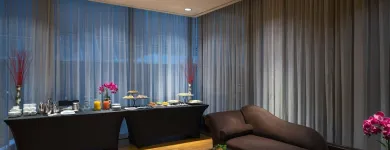 Business 9 image METROPOLITAN HOTEL VANCOUVER Wedding Venues in Vancouver BC