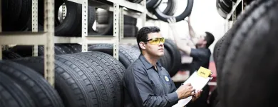 Entreprises 2 image MIDAS Tire Dealers & Repairs dans Winnipeg MB