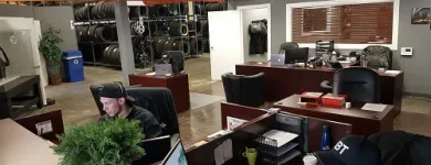 Entreprises 4 image NOTHING BUT TIRES Shopping dans Edmonton AB