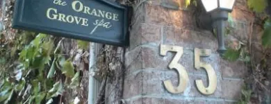 Entreprises 5 image ORANGE GROVE SPA Nail Salons & Technicians dans Ottawa ON