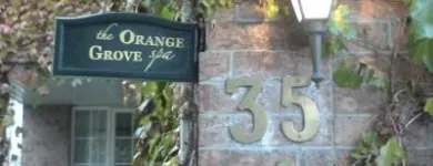 Entreprises 11 image ORANGE GROVE SPA Nail Salons & Technicians dans Ottawa ON