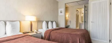 Business 17 image QUALITY SUITES travel & tourism in Laval QC