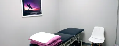 Entreprises 1 image RA CENTRE PHYSIOTHERAPY CLINIC Physiotherapists dans Ottawa ON