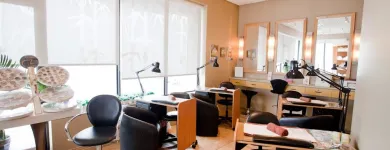 Entreprises 6 image REFRESH DAY SPA & SALON LTD Beauty & Personal Care Services dans Windsor ON