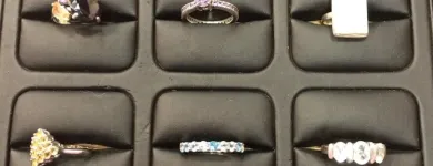 Entreprises 46 image RINGS & THINGS Shopping dans Winnipeg MB