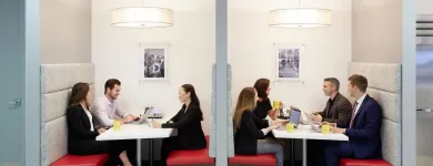 Entreprises 2 image ROBERT HALF® RECRUITERS & EMPLOYMENT AGENCY Temporary Employment Agencies dans Surrey BC