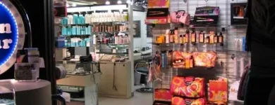 Entreprises 3 image SALON ARTHUR Hair Salons dans Gatineau QC
