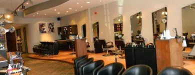 Entreprises 5 image SALON GABOA INTERNATIONAL INC Hair Salons dans Woodbridge ON