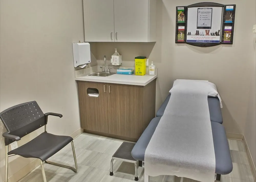 Entreprises 6 image ATHLETE'S CARE SPORTS MEDICINE CENTRES