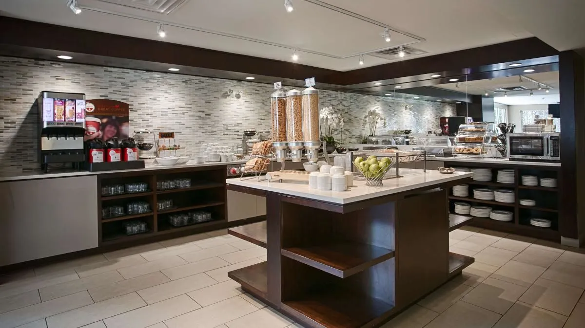 Business 8 image BEST WESTERN PLUS OTTAWA DOWNTOWN SUITES