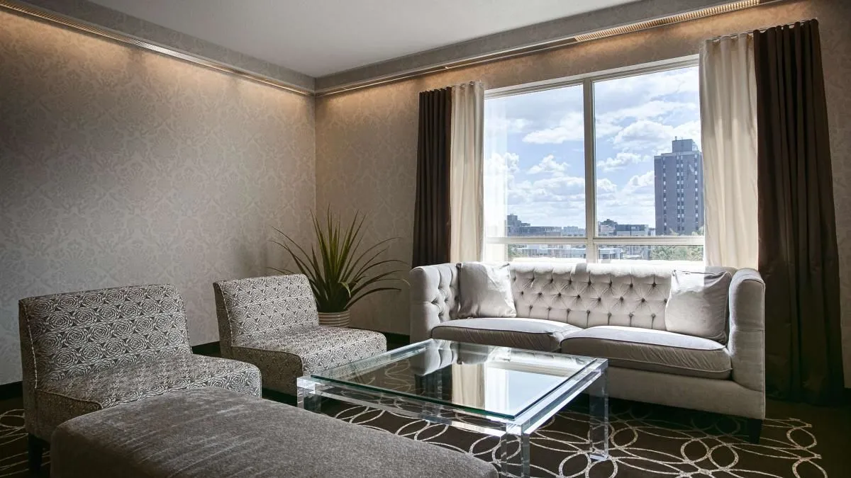 Business 21 image BEST WESTERN PLUS OTTAWA DOWNTOWN SUITES