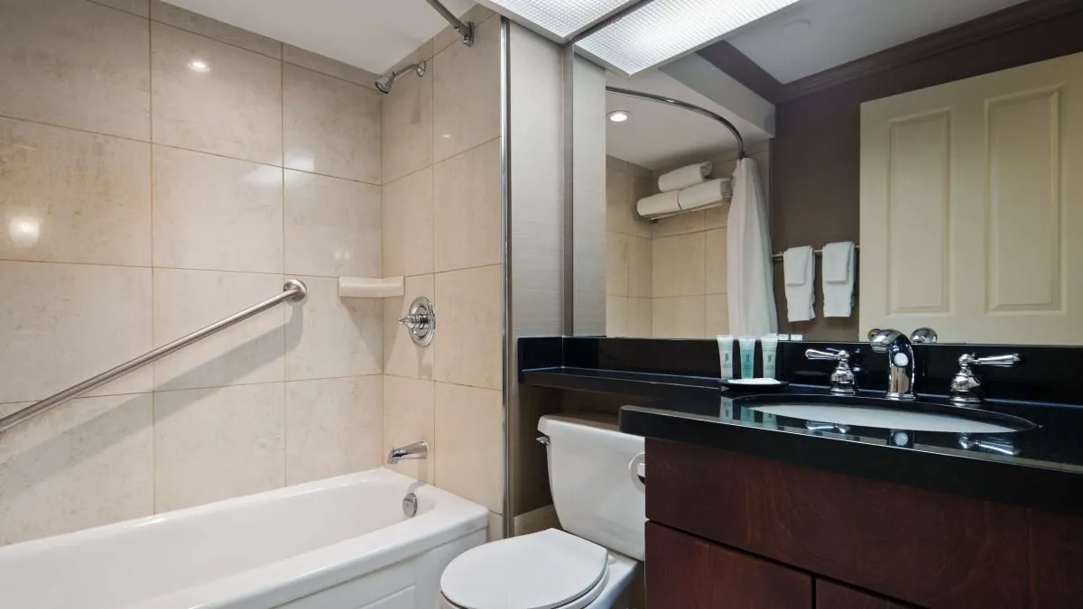 Business 30 image BEST WESTERN PLUS OTTAWA DOWNTOWN SUITES