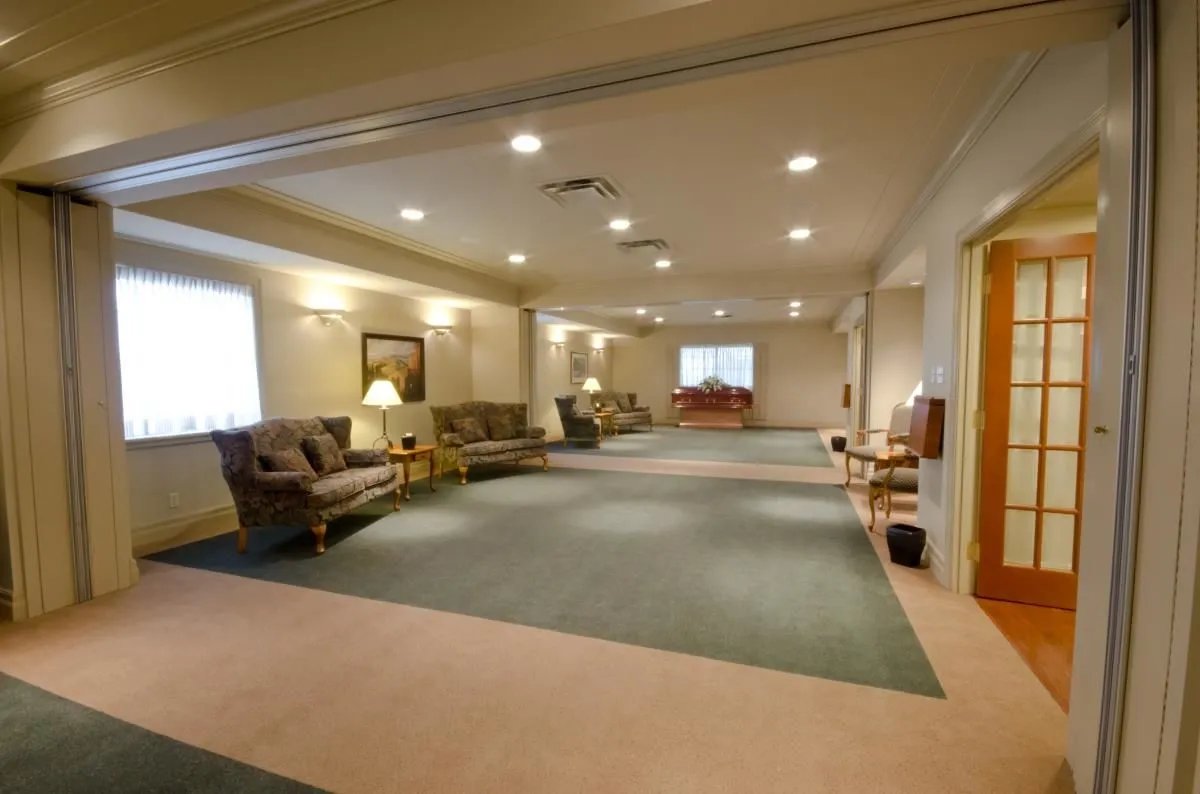 Entreprises 6 image KELLY FUNERAL HOME - BARRHAVEN CHAPEL