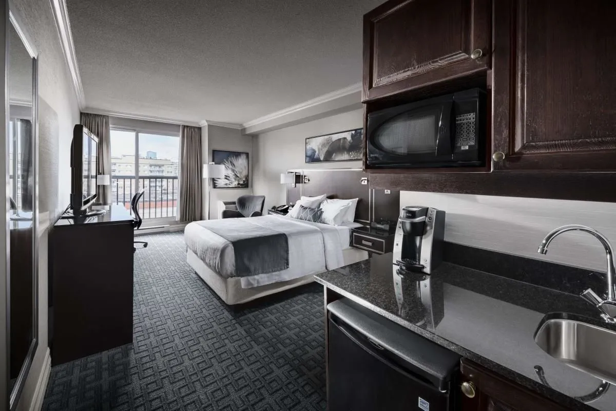 Business 9 image BEST WESTERN PLUS OTTAWA DOWNTOWN SUITES