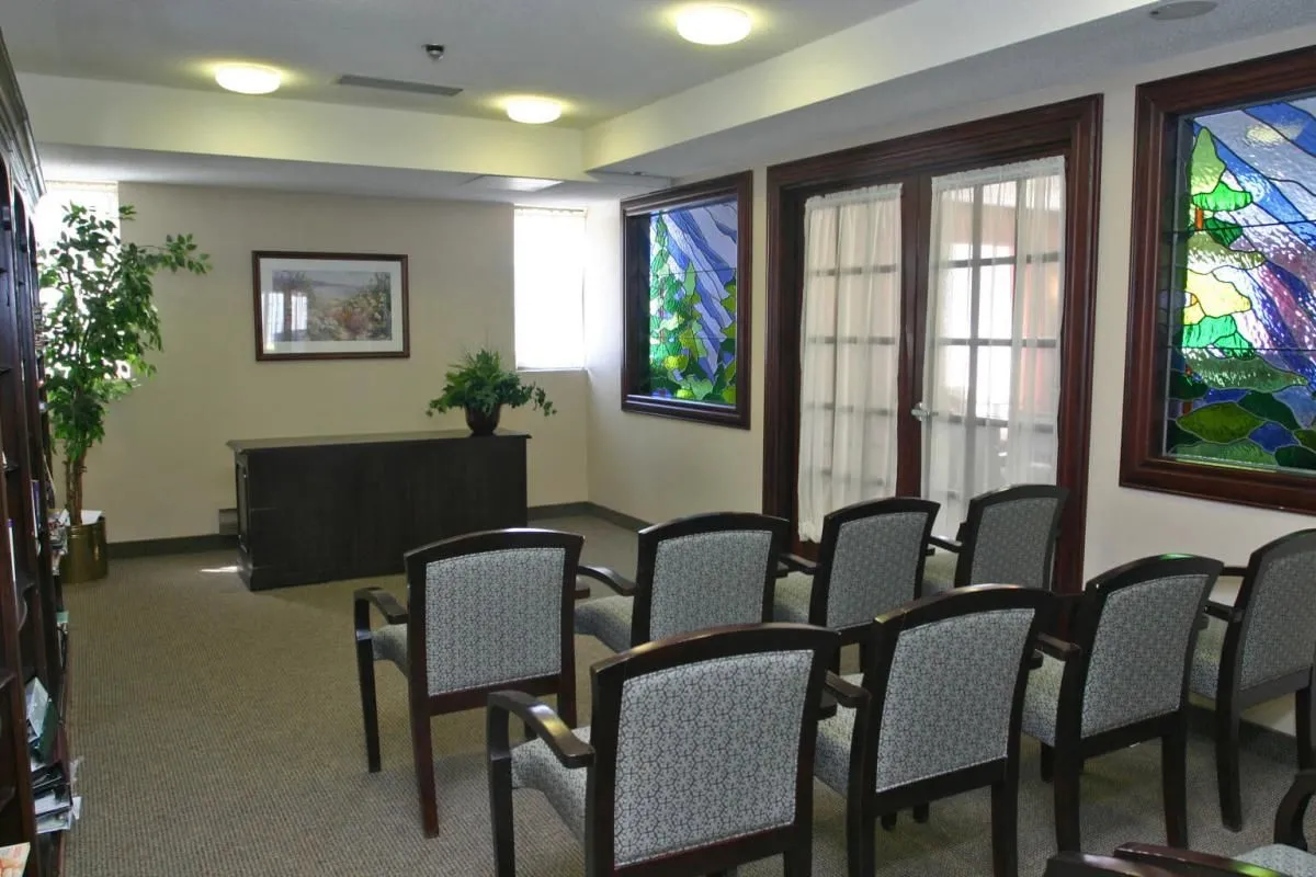 Business 1 image REVERA ROBERTSON HOUSE