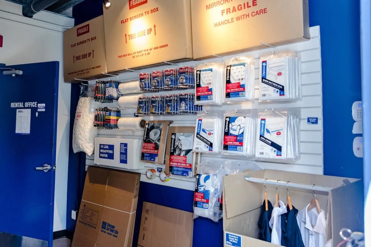 Business 2 image STORAGE FOR YOUR LIFE - VICTORIA (VANCOUVER ISLAND)