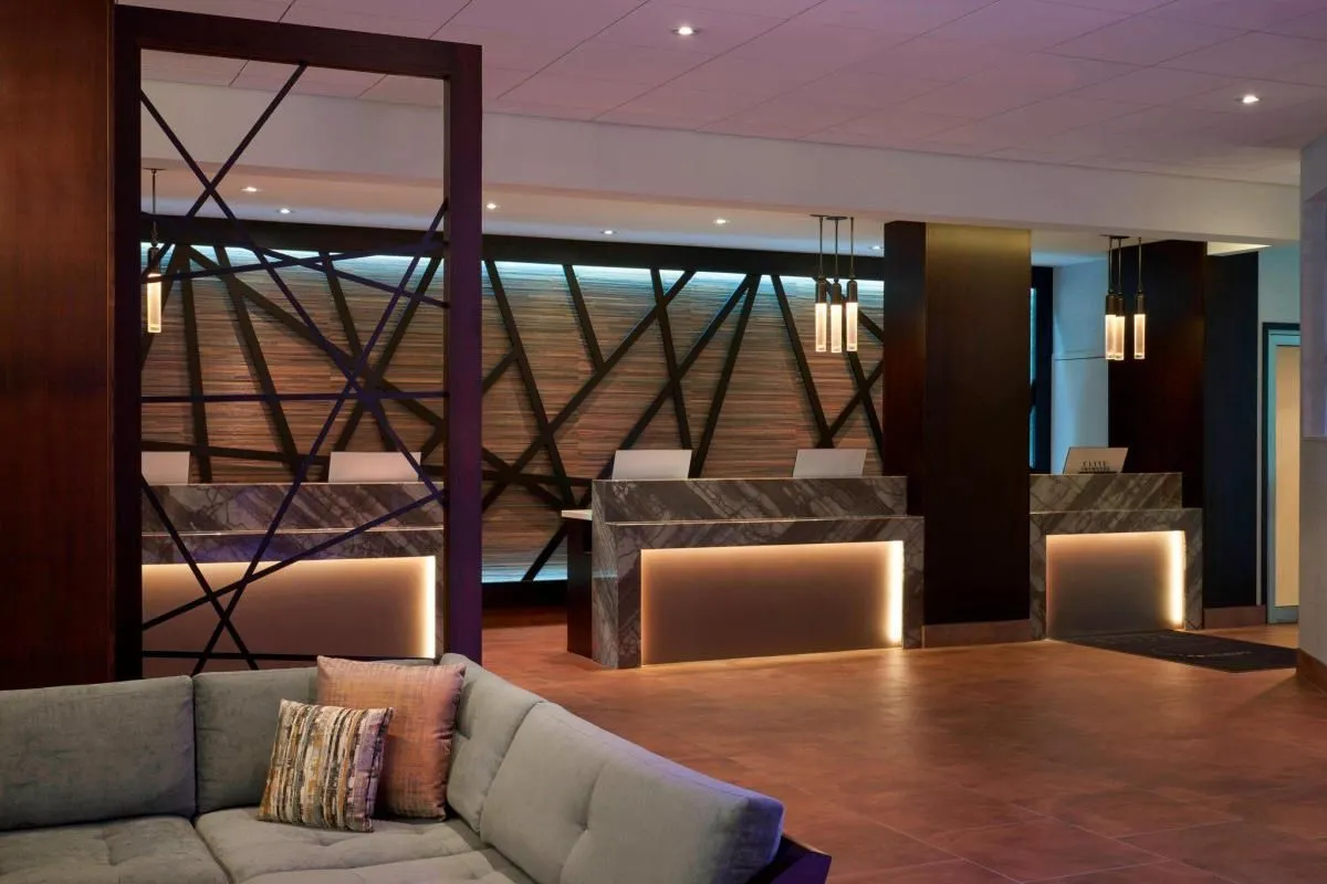 Business 31 image TORONTO AIRPORT MARRIOTT HOTEL