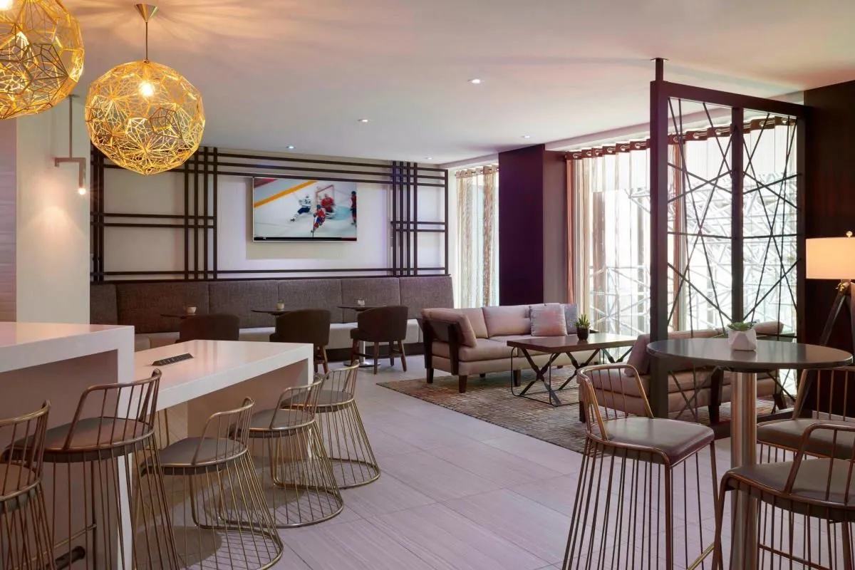 Business 46 image TORONTO AIRPORT MARRIOTT HOTEL