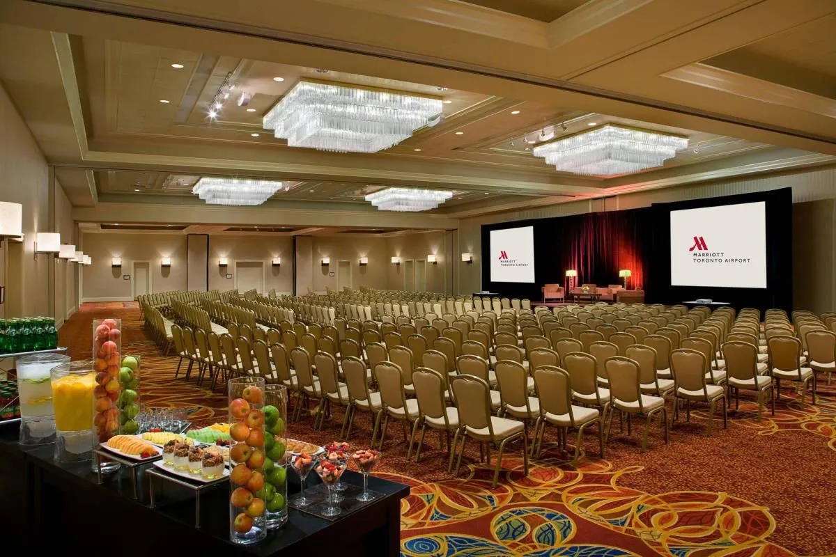 Business 2 image TORONTO AIRPORT MARRIOTT HOTEL