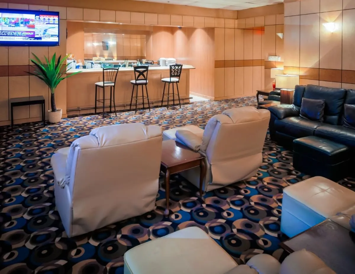 Entreprises 3 image CLUB DYNASTY EXECUTIVE HEALTH SPA