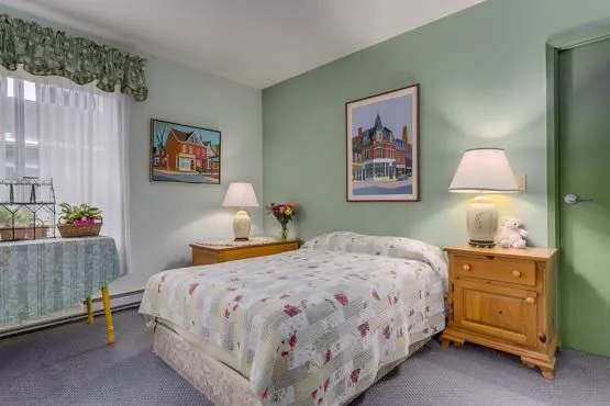 Business 21 image BILLINGS LODGE