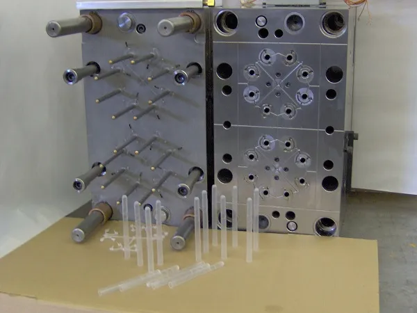 Entreprises 3 image DELMO MOLD INC.