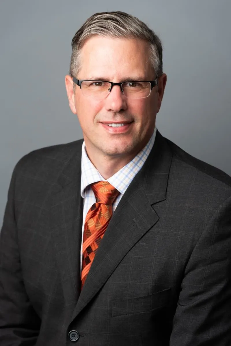 Business 1 image HENLEY & STRAUB LLP