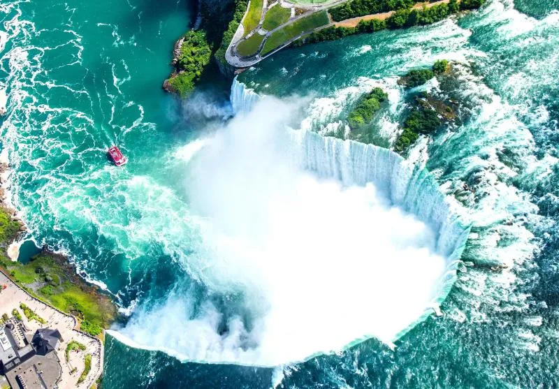 Business 2 image NIAGARA FALLS TOURS - ZOOM TOURS
