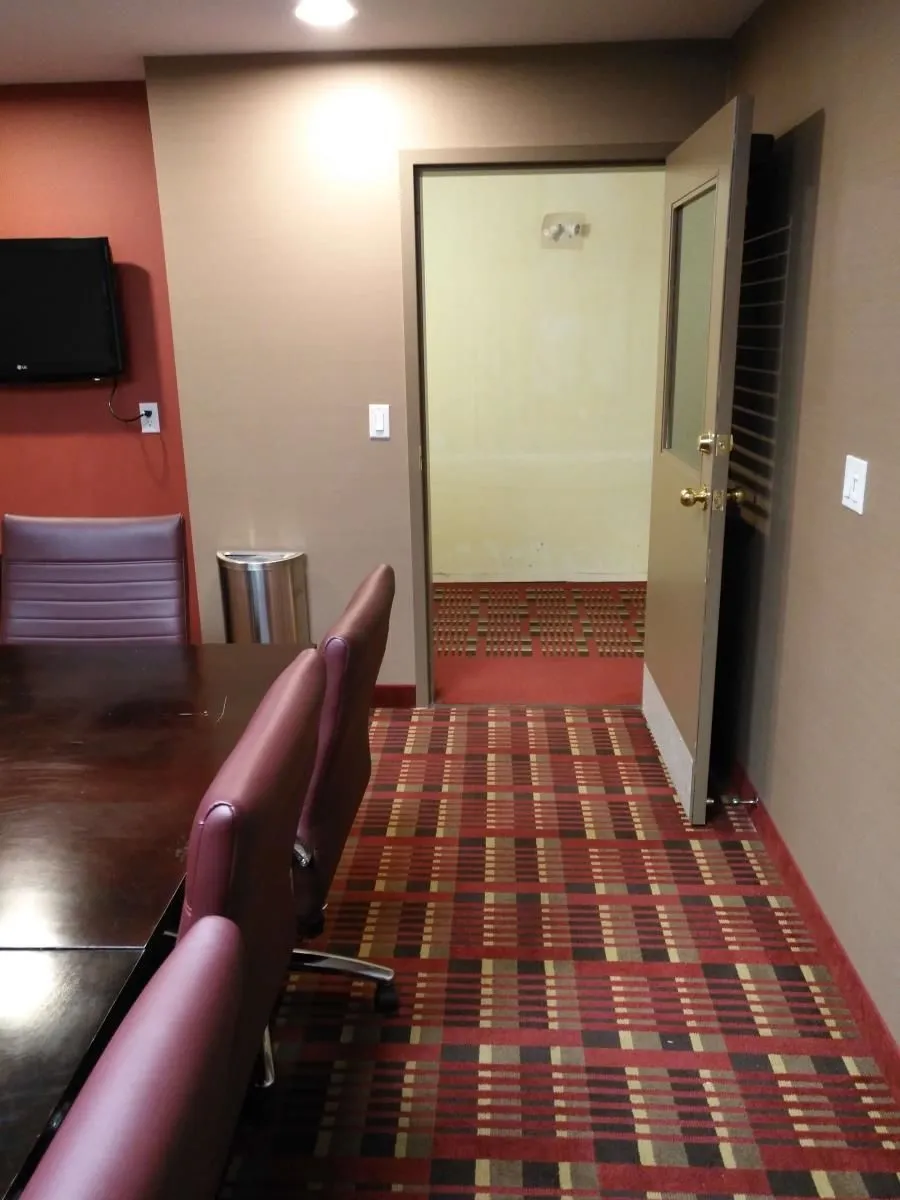 Entreprises 22 image BEST WESTERN PLUS RED DEER INN & SUITES