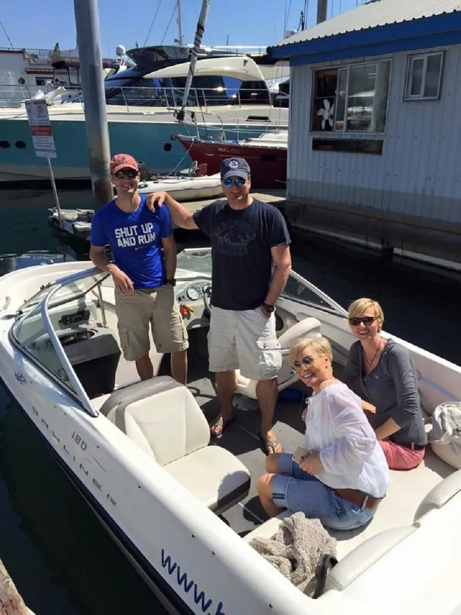 Entreprises 10 image COAL HARBOUR BOAT RENTALS