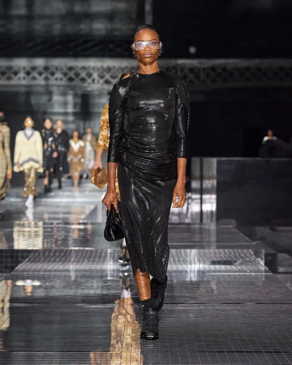 Business 26 image BURBERRY